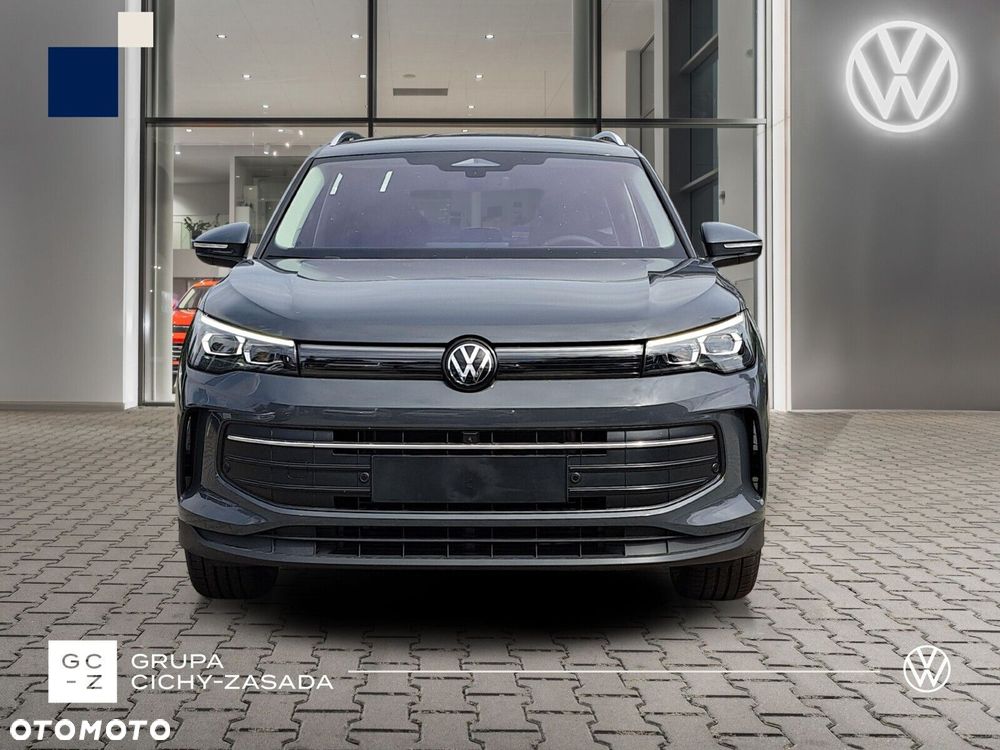 Volkswagen Tiguan - 9