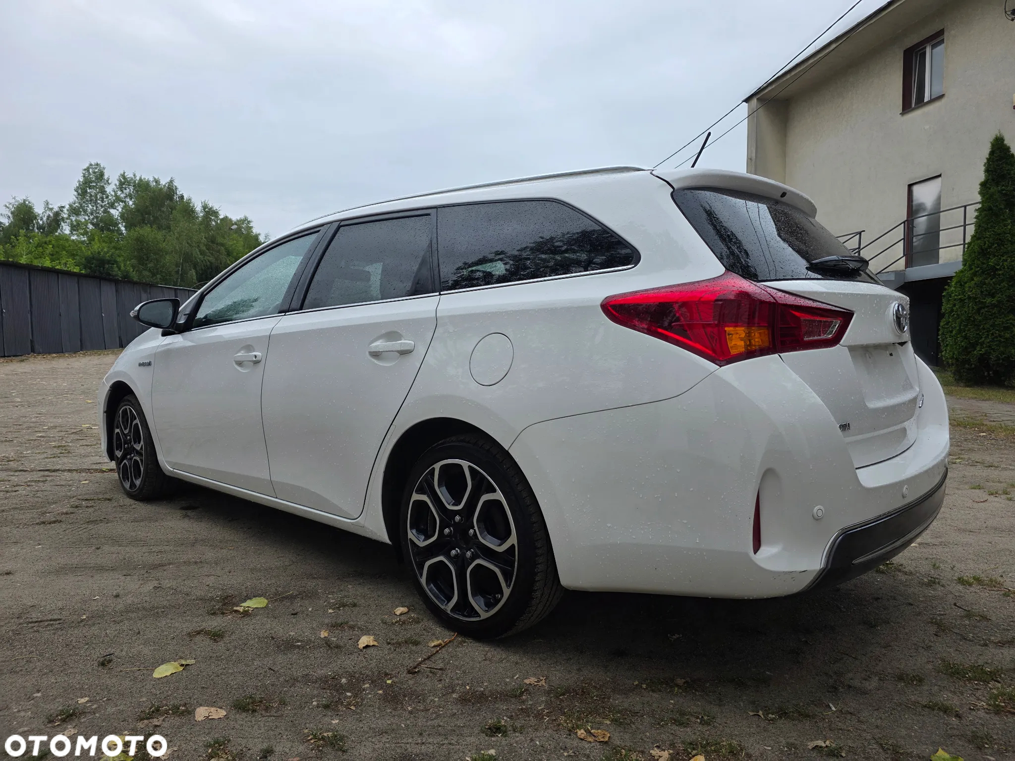 Toyota Auris 1.8 VVT-i Hybrid Automatik Edition S+ - 8