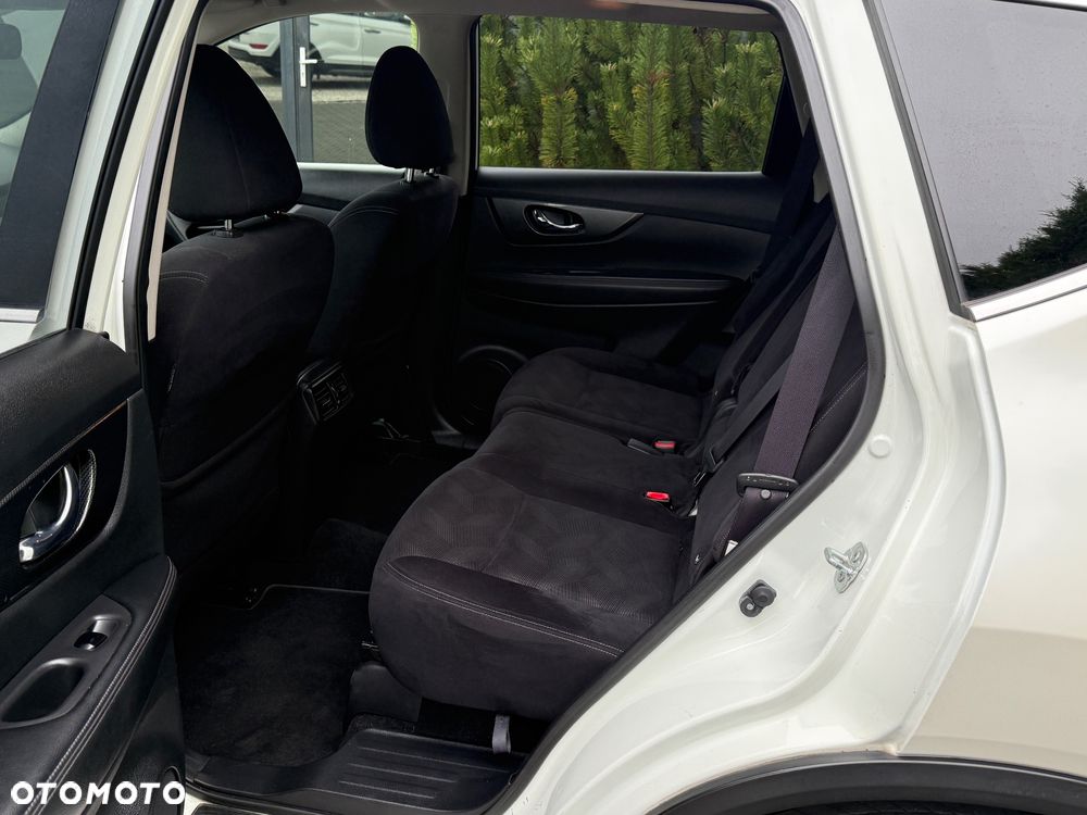Nissan X-Trail 1.6 DCi Tekna 2WD Xtronic 7os - 14