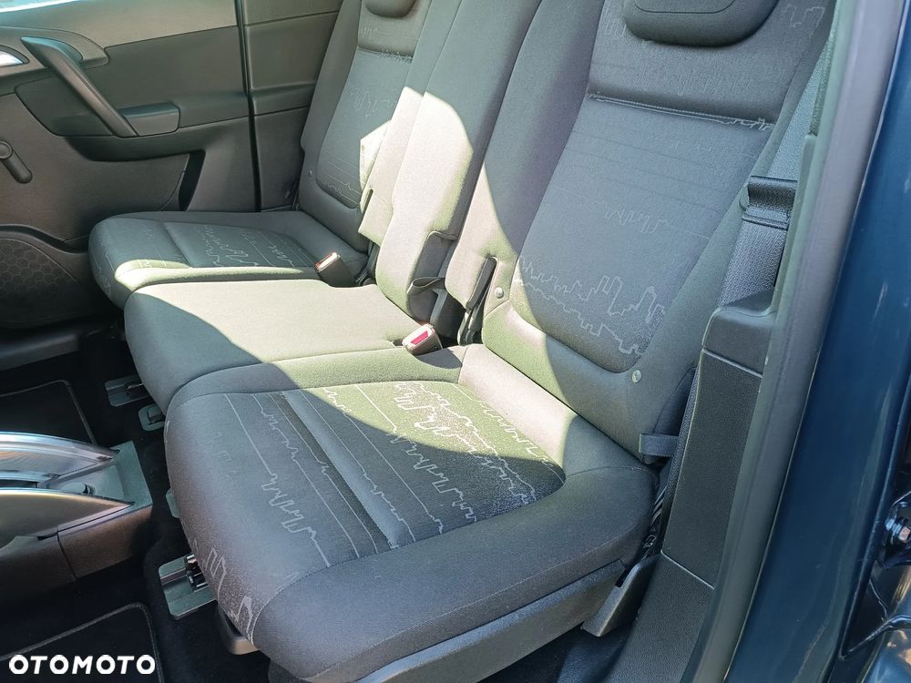 Opel Meriva - 23