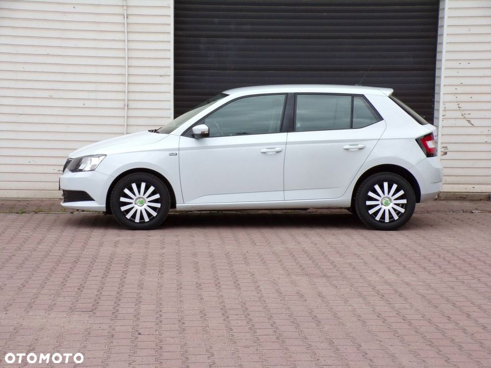 Skoda Fabia - 8