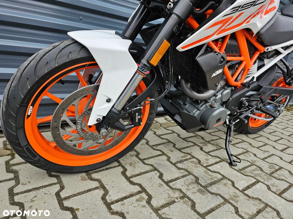KTM Duke - 13