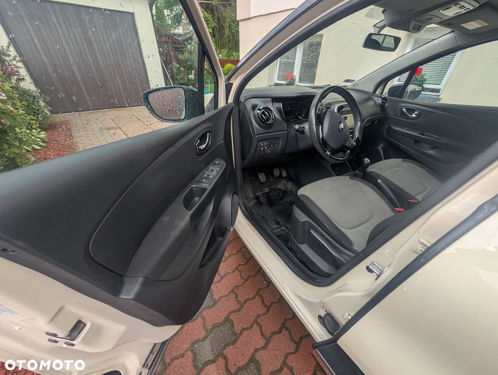 Renault Captur 0.9 Energy TCe Night&Day - 5