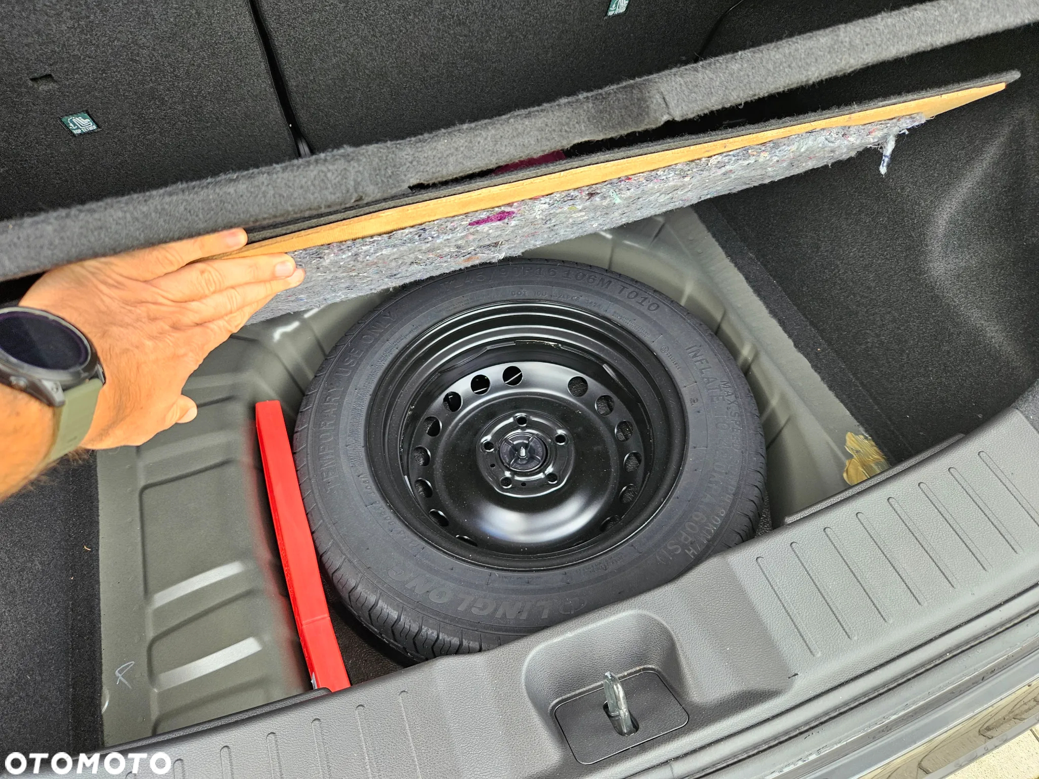 Nissan Juke 1.0 DIG-T N-Connecta - 12