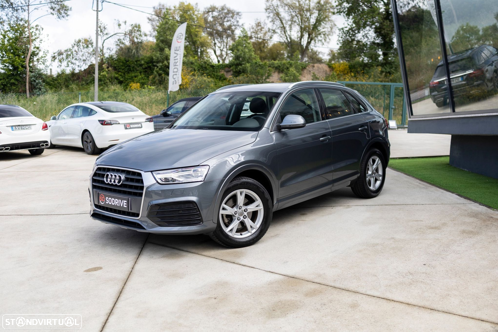 Audi Q3 2.0 TDI Sport - 4
