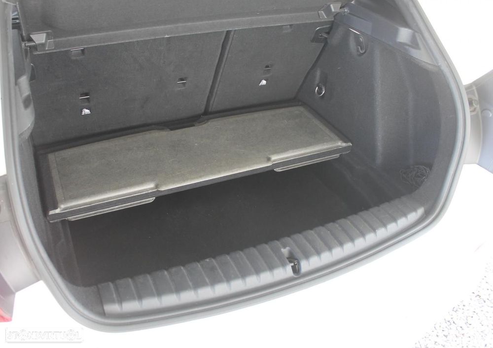 BMW 116 d Aut. Advantage - 41