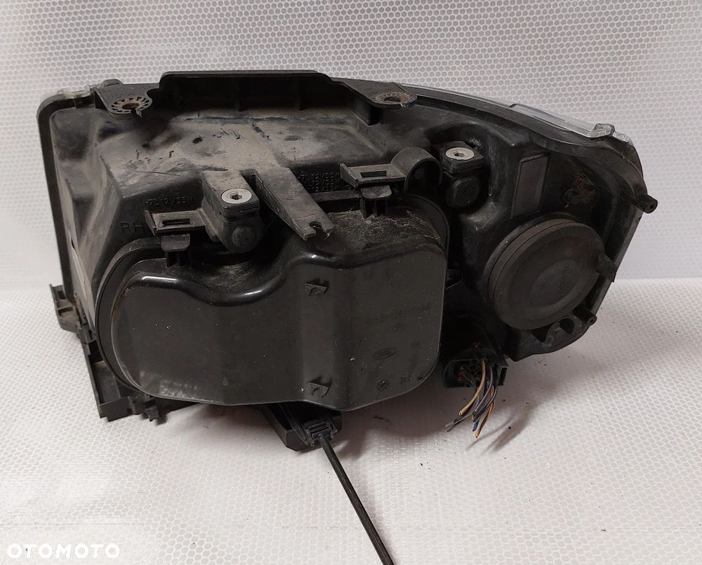 .  LAMPA PRZOD PRZEDNIA PRAWA LAND ROVER FREELANDER 2 - 3