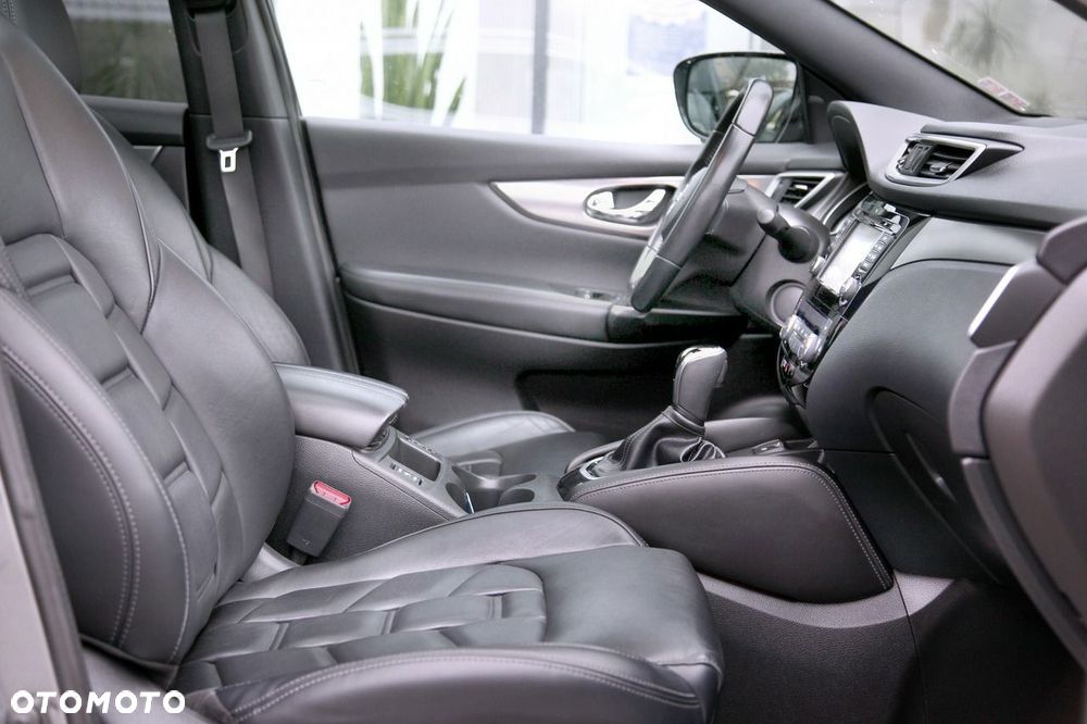 Nissan Qashqai 1.2 DIG-T Xtronic TEKNA+ - 15