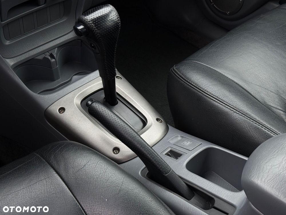Toyota RAV4 2.0 VVT-i 4x4 - 23