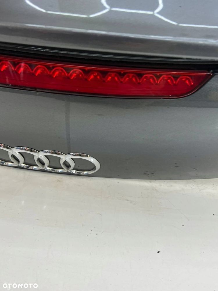 Burta tylna LZ7S Audi TT TTS Mk2 TYŁ - 11