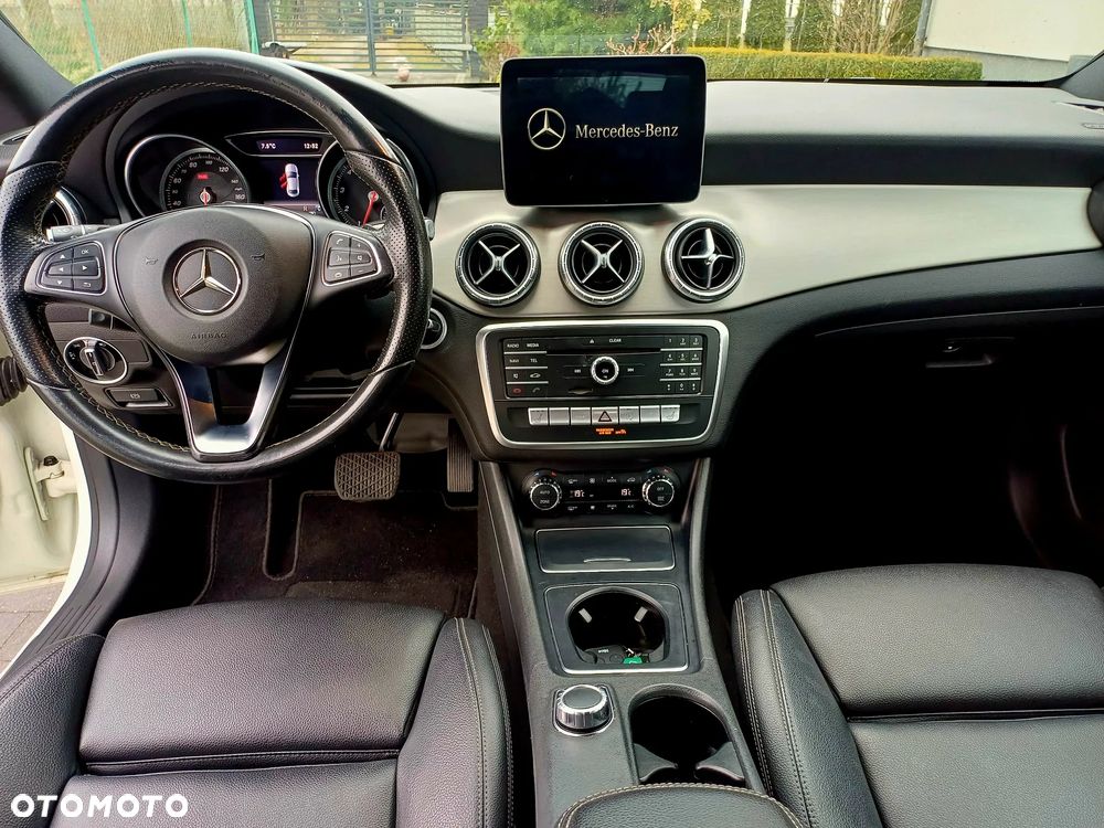Mercedes-Benz CLA 250 4-Matic - 19