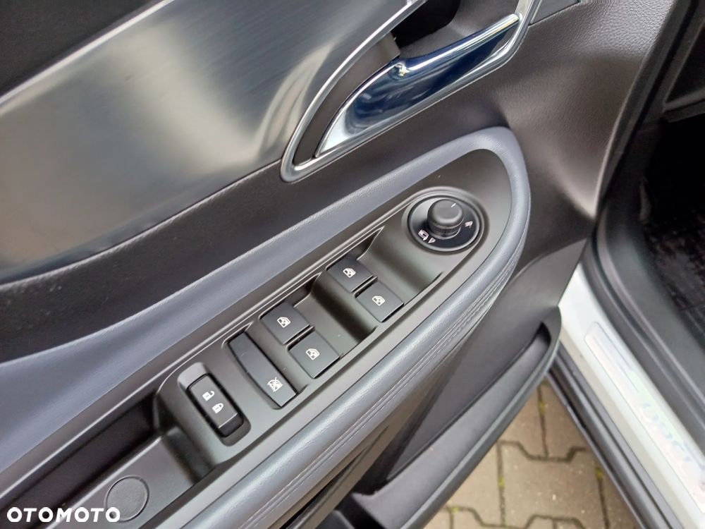 Opel Mokka 1.4 T Cosmo EU6 - 25