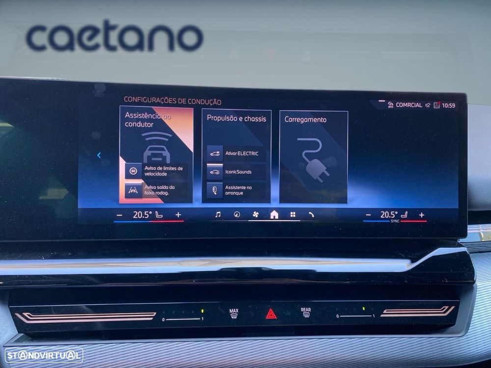 BMW 530 e Pack Desportivo M - 11