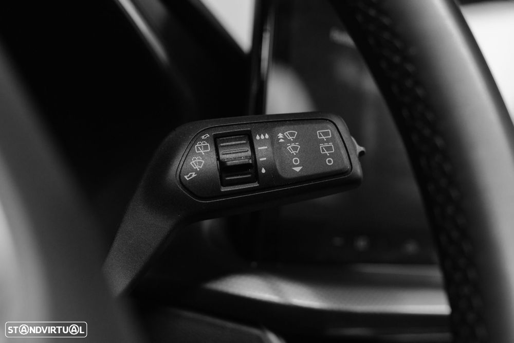 Ford Focus 1.0 EcoBoost MHEV Active - 11