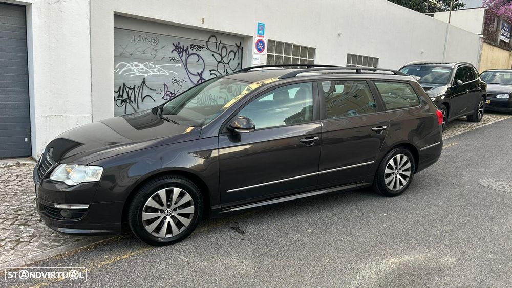 VW Passat Variant 1.6 TDI DPF BlueMotion Comfortline - 1