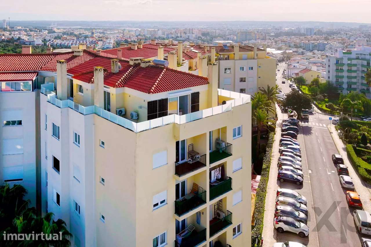 Exclusivo Penthouse T3 com Terraço Privativo de 119 m², Vista Mar e Vi - Grande imagem: 2/60