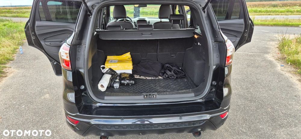 Ford Kuga 2.0 TDCi 4x4 ST-Line - 13