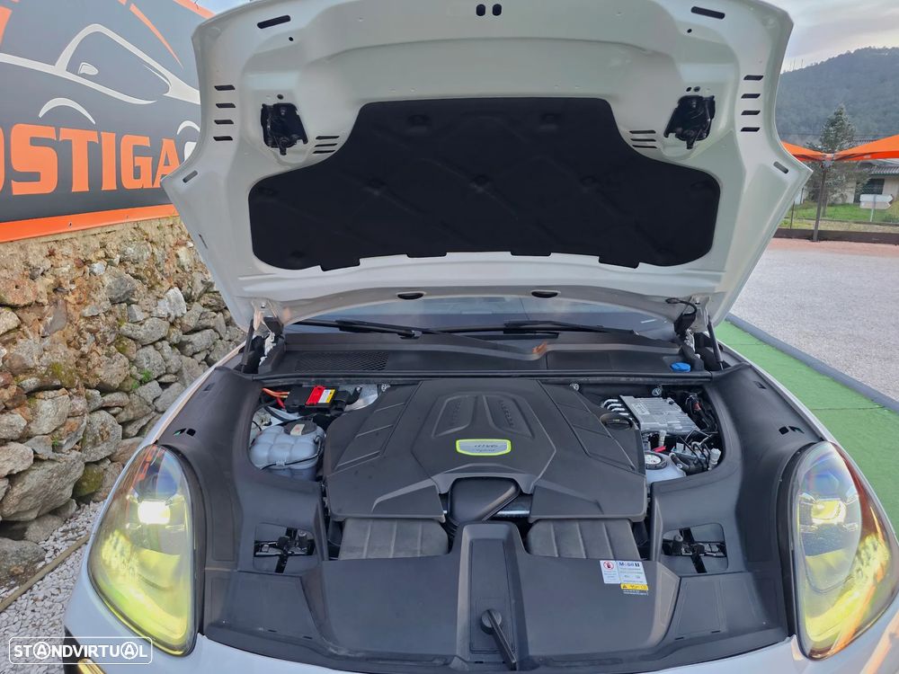 Porsche Cayenne E-Hybrid Tiptronic S Platinum Edition - 38