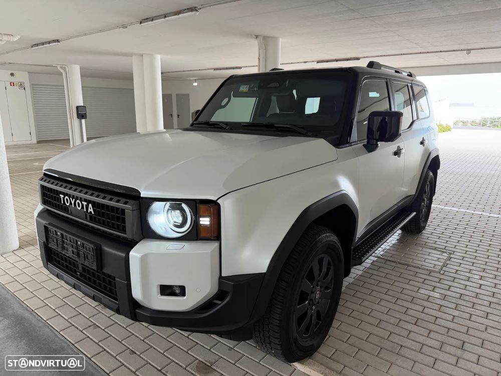 Toyota Land Cruiser 2.8 D-4D Mild-Hybrid Auto Executive - 4