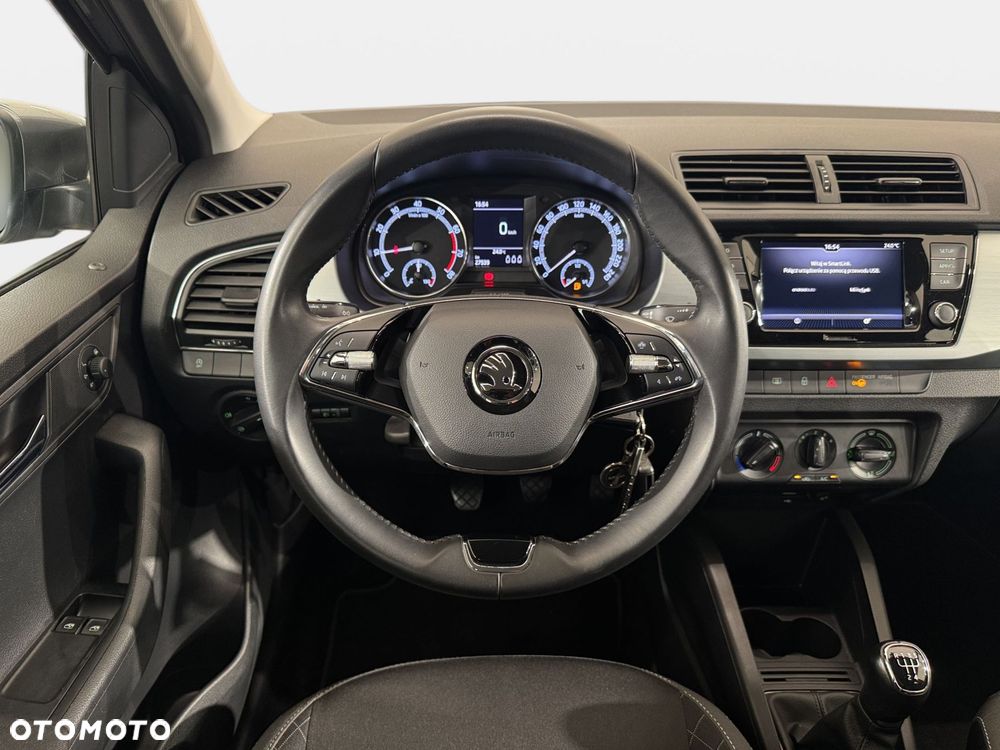 Skoda Fabia - 16