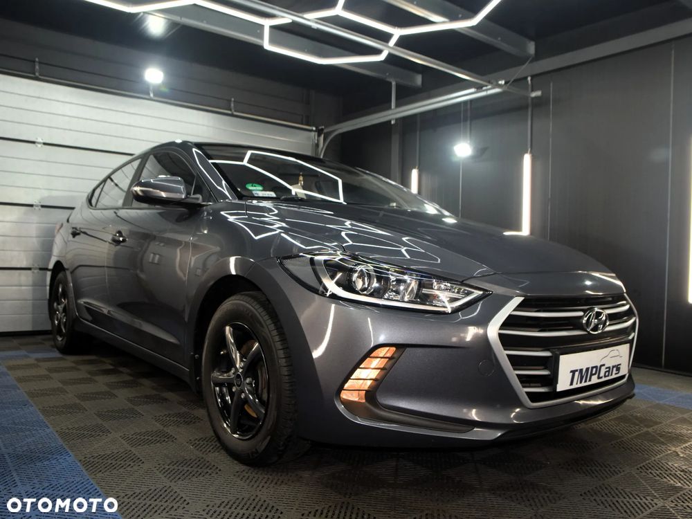 Hyundai Elantra 1.6 Classic Plus - 1