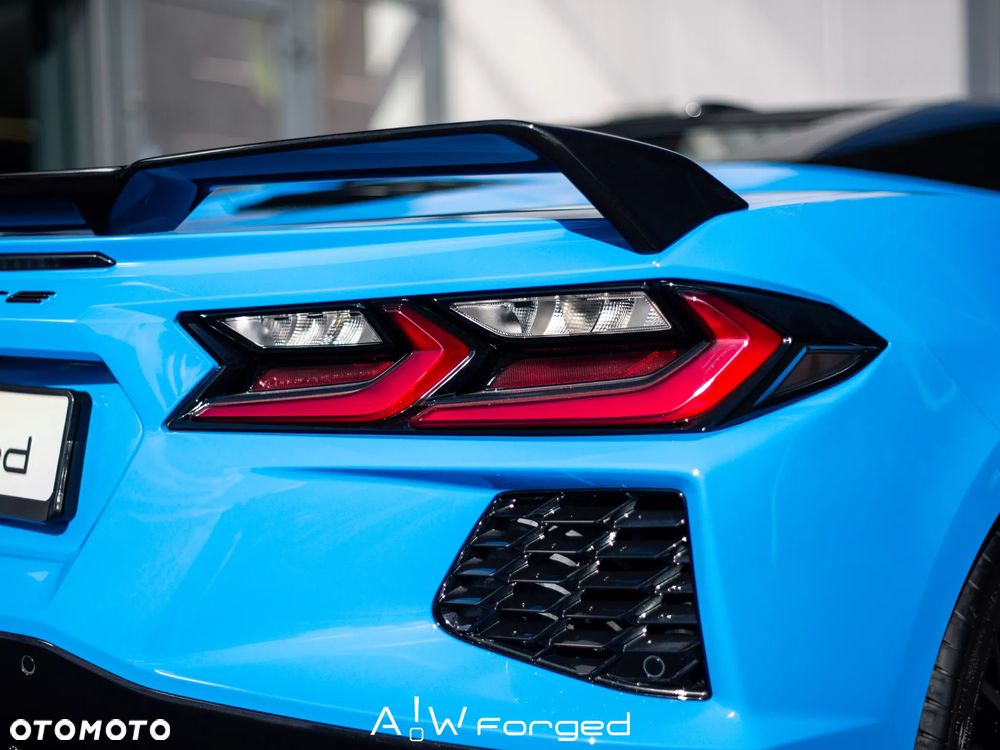 Chevrolet Corvette - 15
