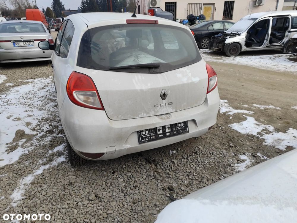 renault clio III silnik 1,5 dci k9k770 skrzynia sanki belka przód tył wahacz zacisk zwrotnica - 1