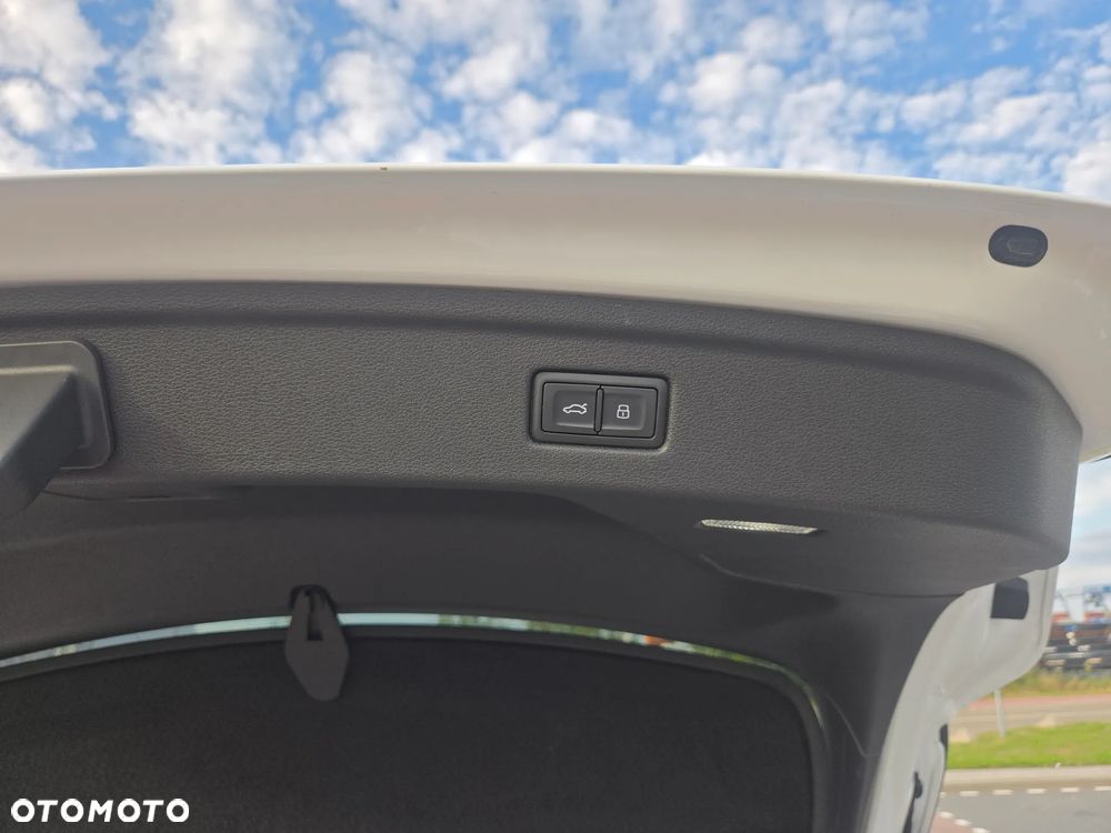 Audi A5 Sportback 40 TDI quattro S tronic S line - 11