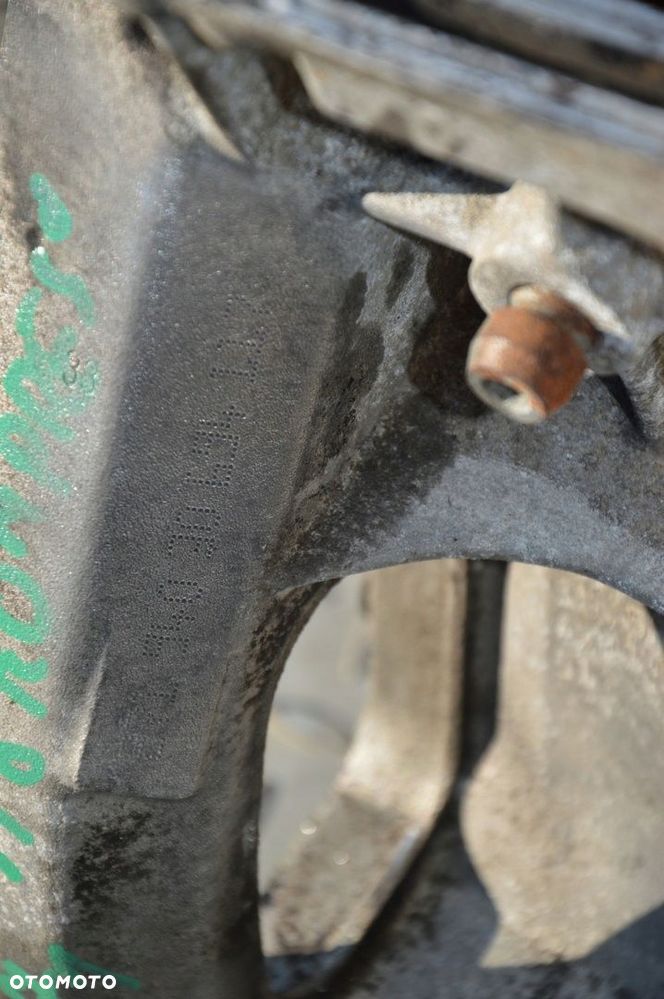 blok silnika słupek mercedes w203 w204 w209 1.8 kompressor m271 - 8