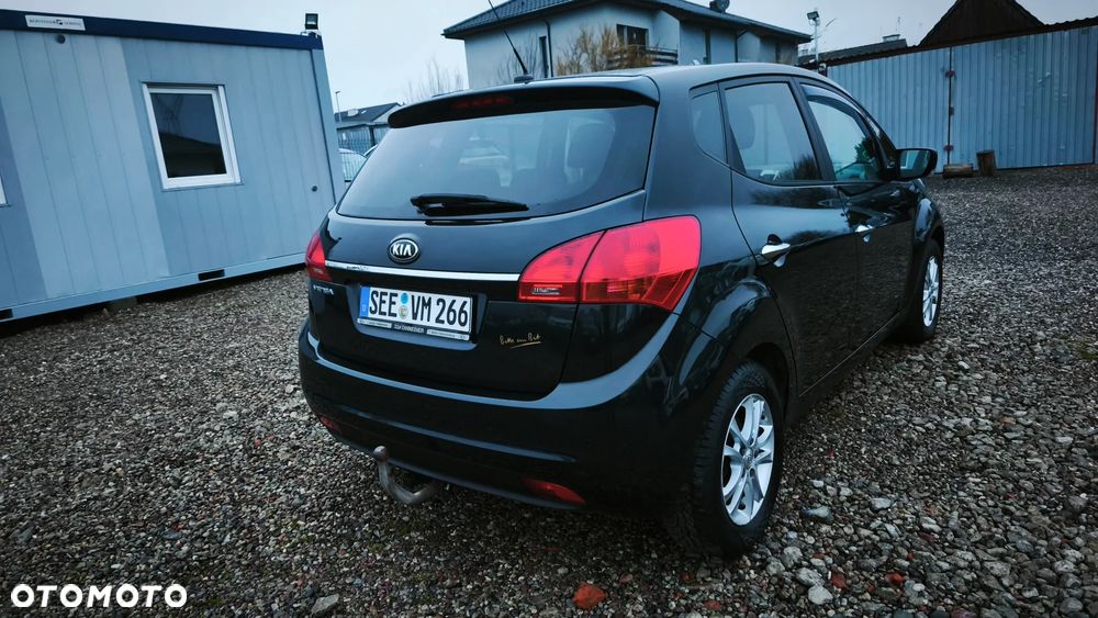 Kia Venga - 8