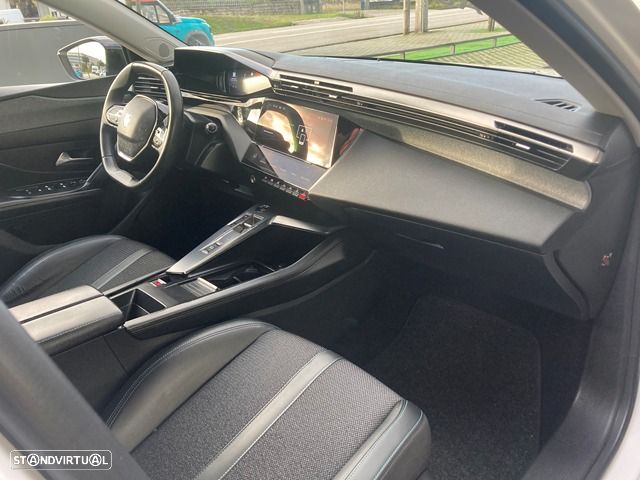 Peugeot 308 SW BlueHDi 130 EAT8 Stop & Start Allure Pack - 37