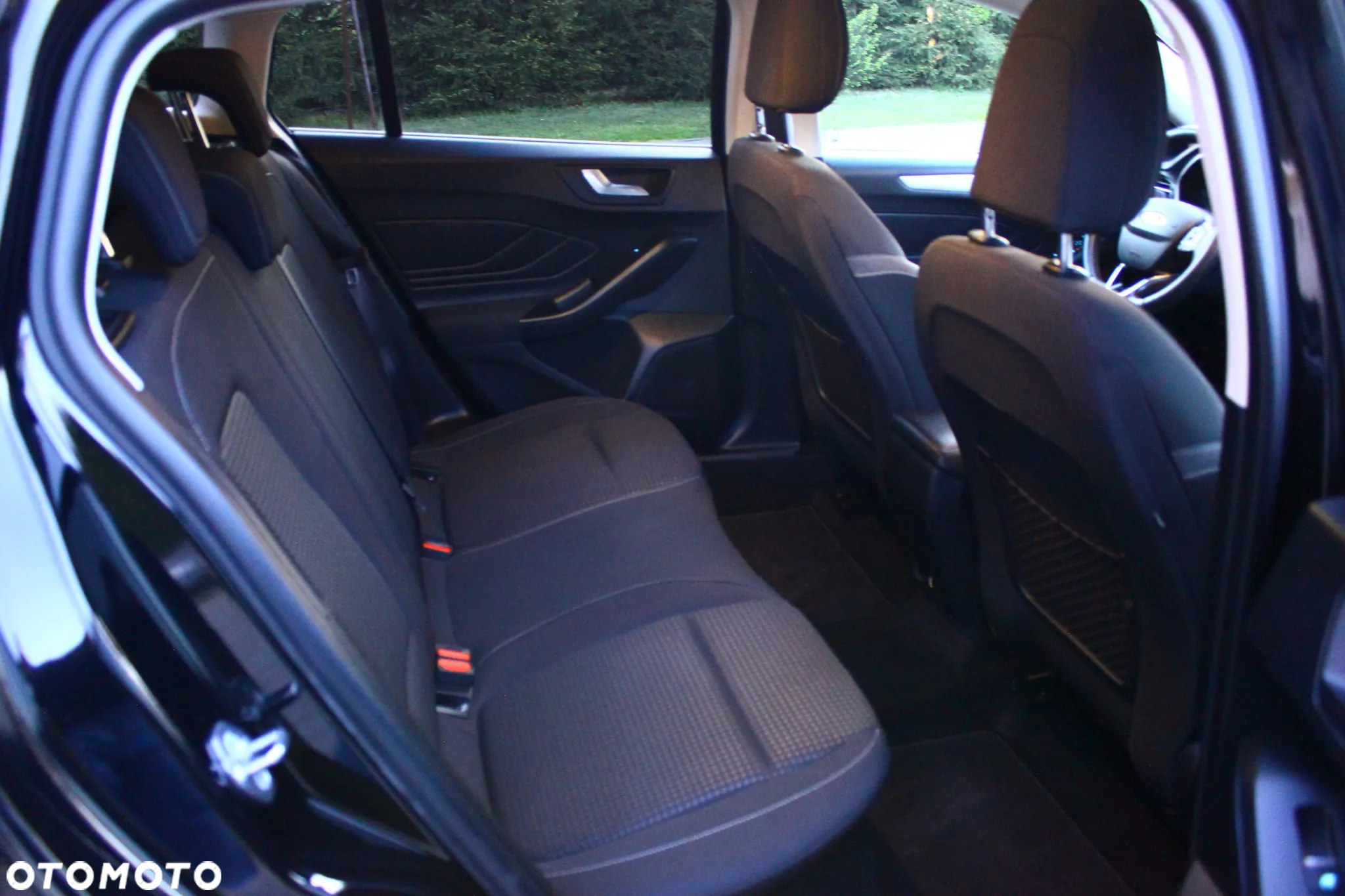 Ford Focus 1.5 EcoBlue Start-Stopp-System TITANIUM - 36