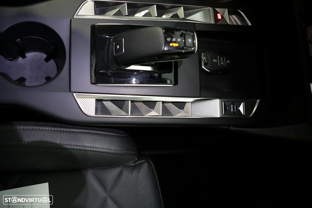 DS DS3 Crossback 1.5 BlueHDi Rivoli EAT8 - 34