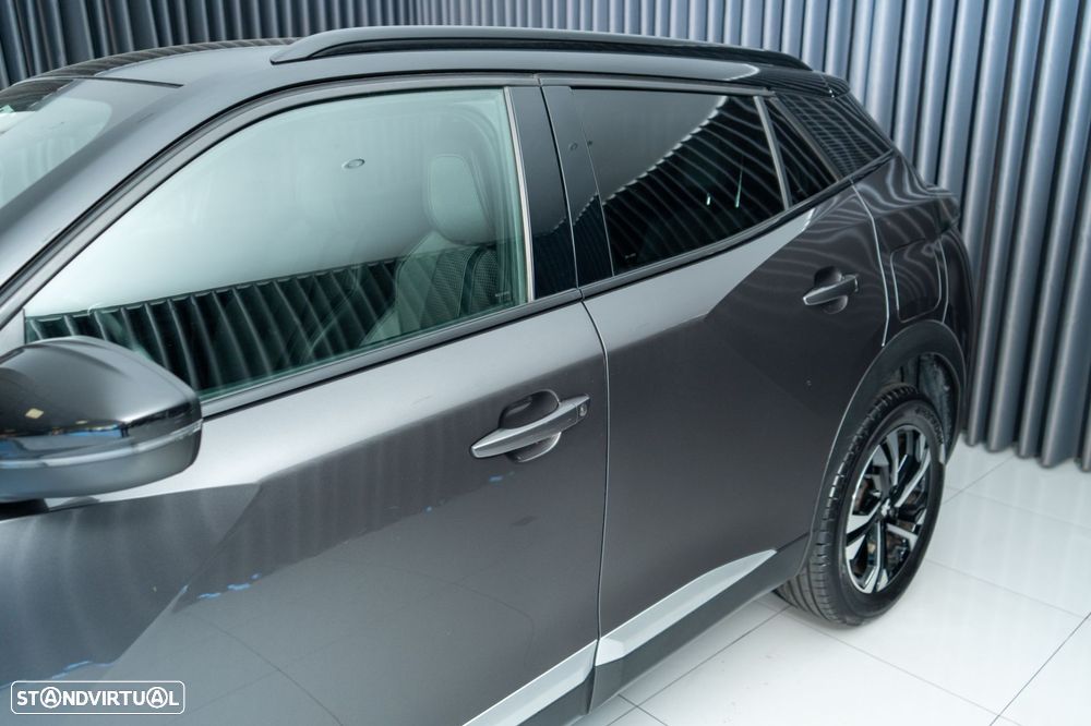 Peugeot 2008 1.2 PureTech GT EAT8 - 8