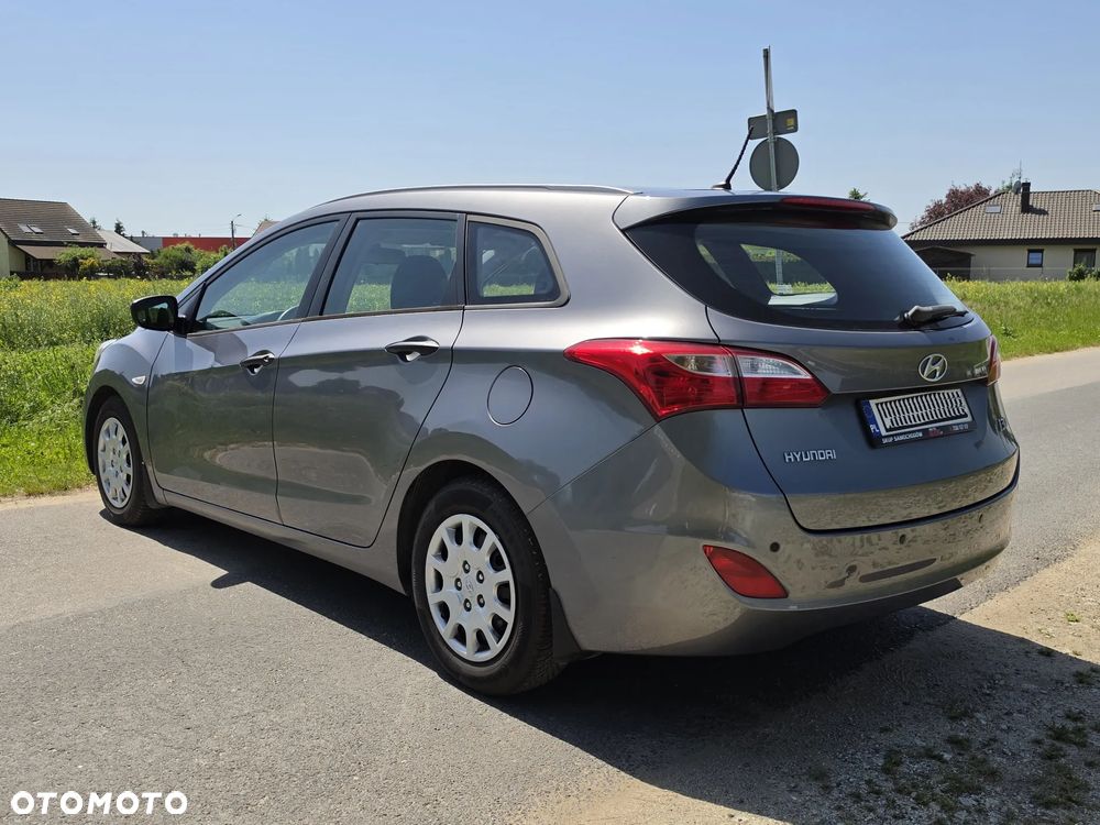Hyundai i30 1.6 CRDi Classic - 10