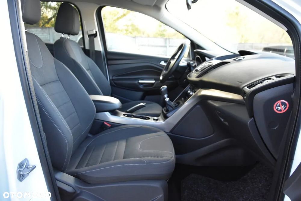 Ford Kuga 1.5 EcoBoost 2x4 SYNC - 27