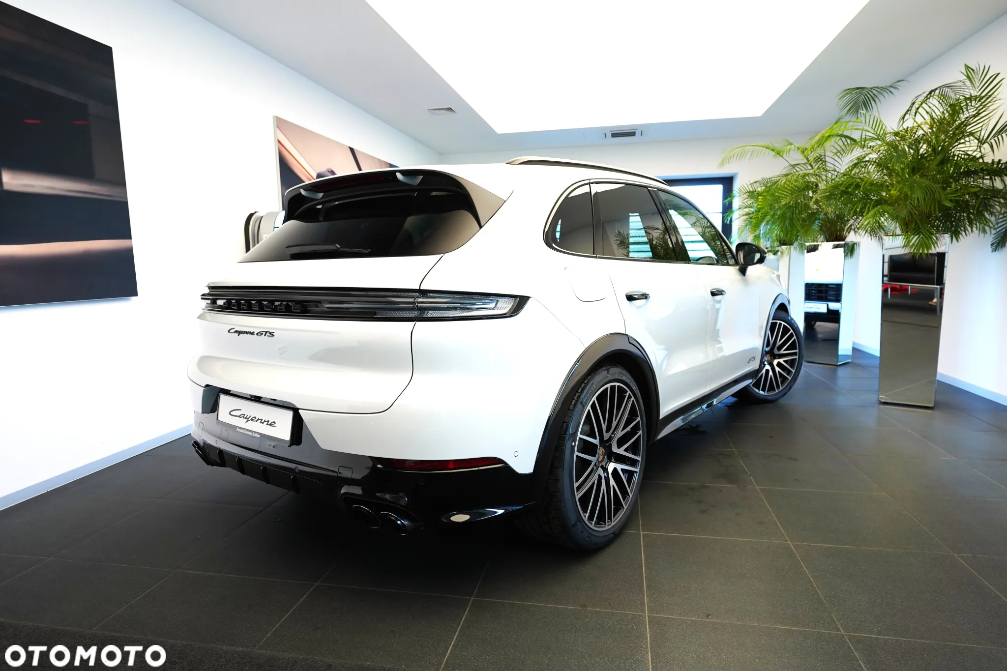 Porsche Cayenne GTS - 36