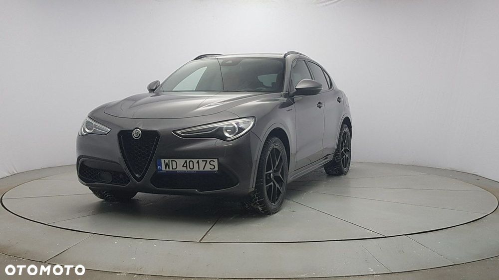 Alfa Romeo Stelvio - 3