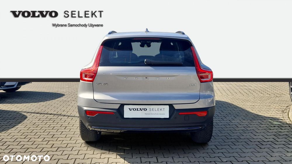 Volvo XC 40 - 4