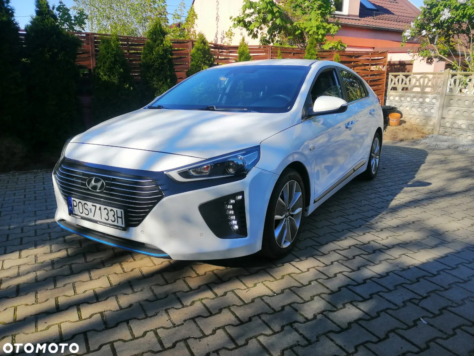 Hyundai IONIQ hybrid Platinum - 2