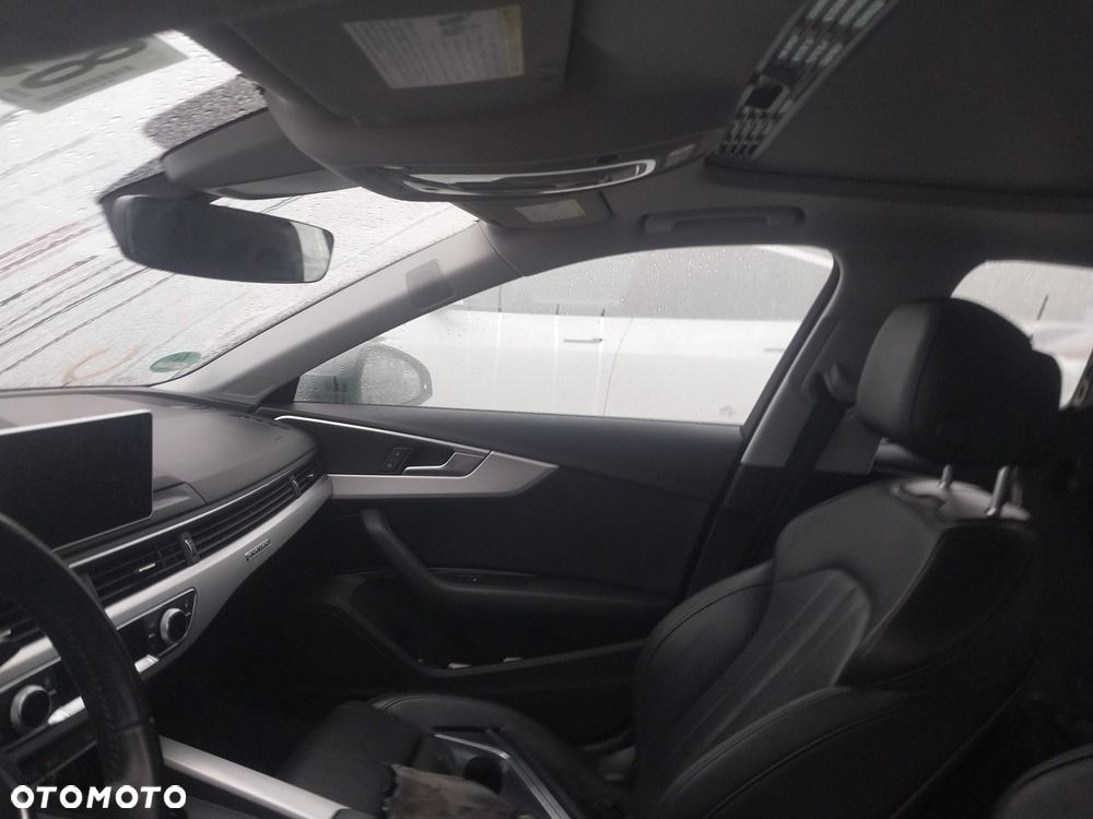 Audi A4 Limousine - 15