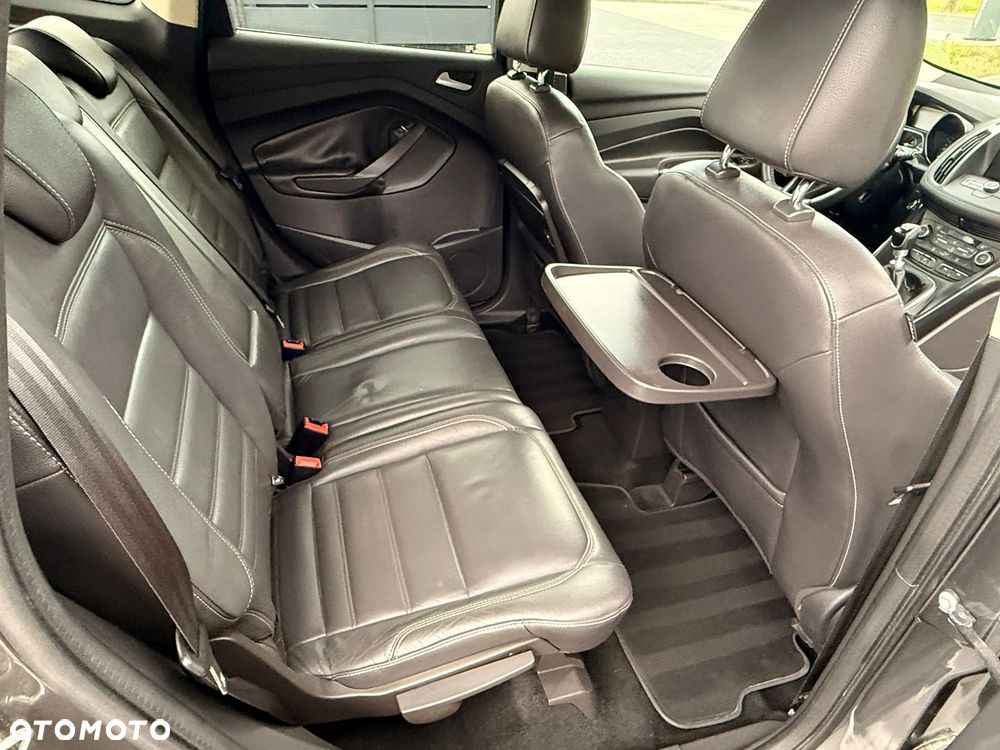 Ford Kuga - 16