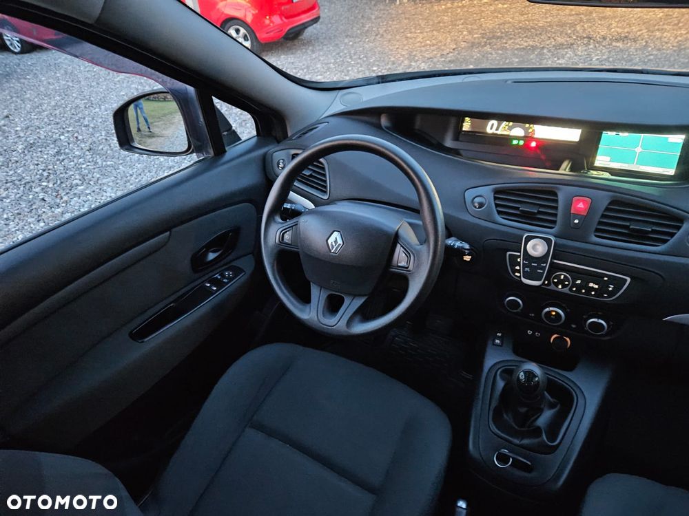 Renault Scenic 1.6 16V Confort Expression - 21