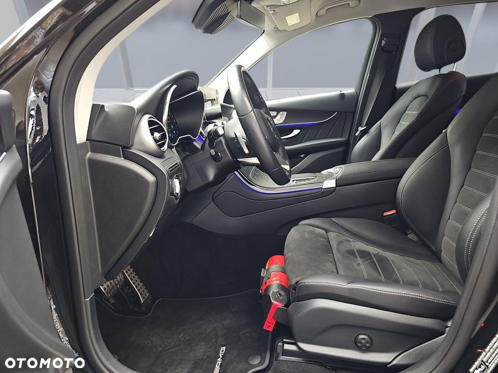 Mercedes-Benz GLC 300 e 4-Matic - 11