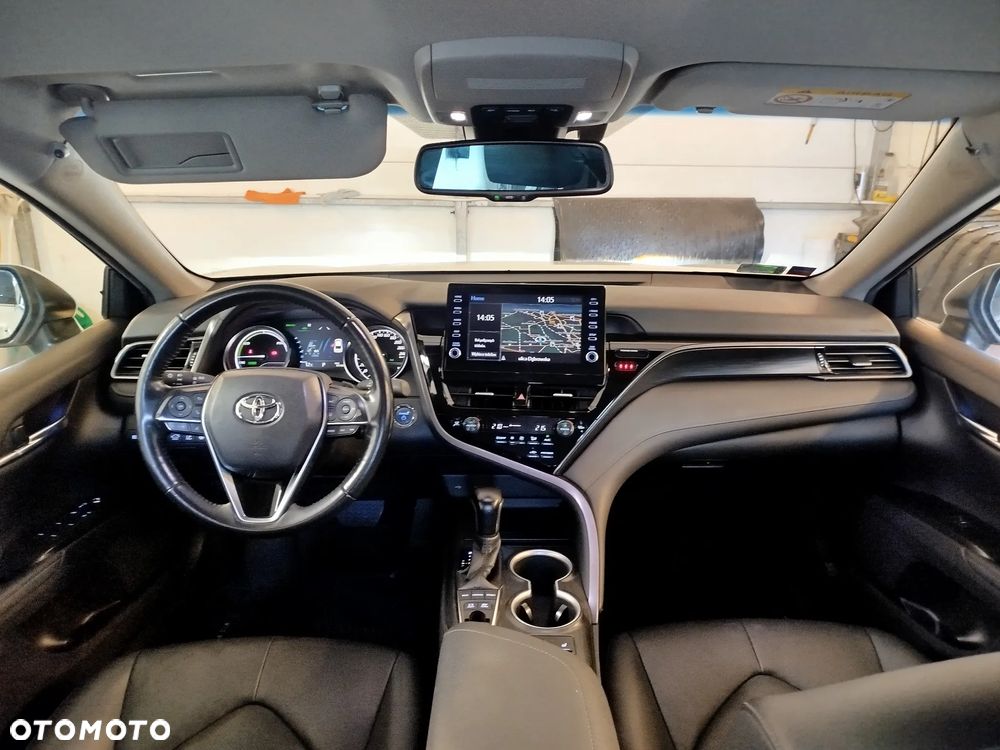 Toyota Camry 2.5 Hybrid Executive CVT - 12