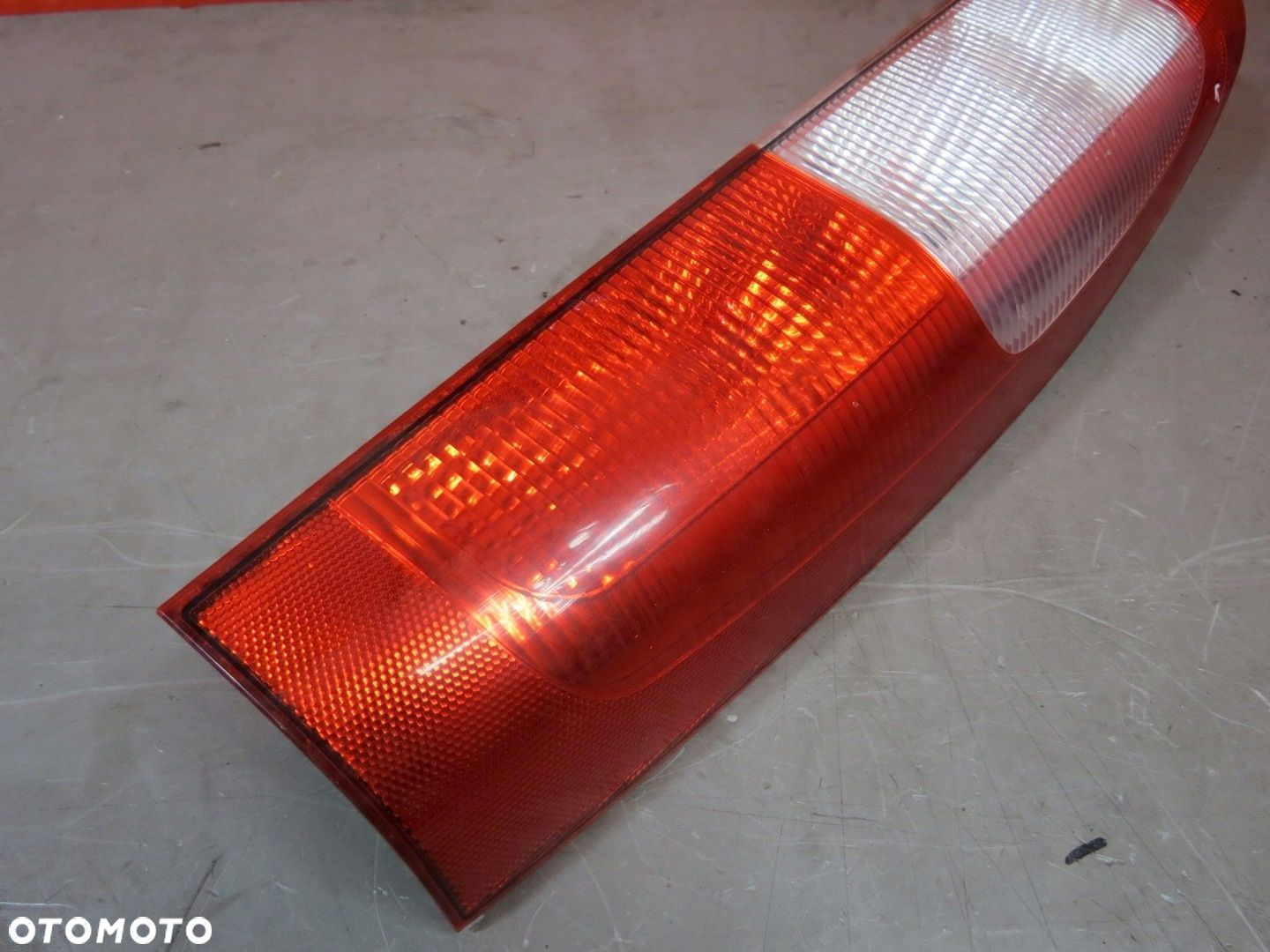 MERCEDES W639 VITO 03- VIANO LAMPA LEWA TYŁ KLAPA - 6