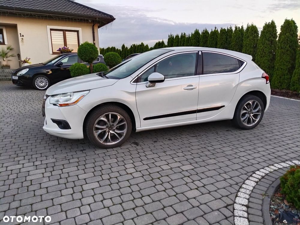 Citroën DS4 1.6 HDi SoChic - 7