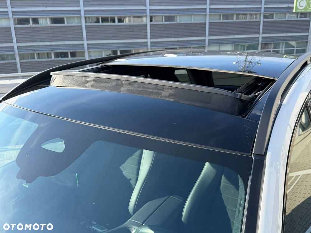 Mercedes-Benz GLE 300 d 4Matic 9G-TRONIC AMG Line Advanced Plus - 14