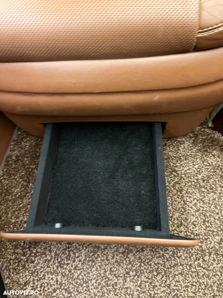 Mercedes-Benz V 300 d Lung Exclusive - 33