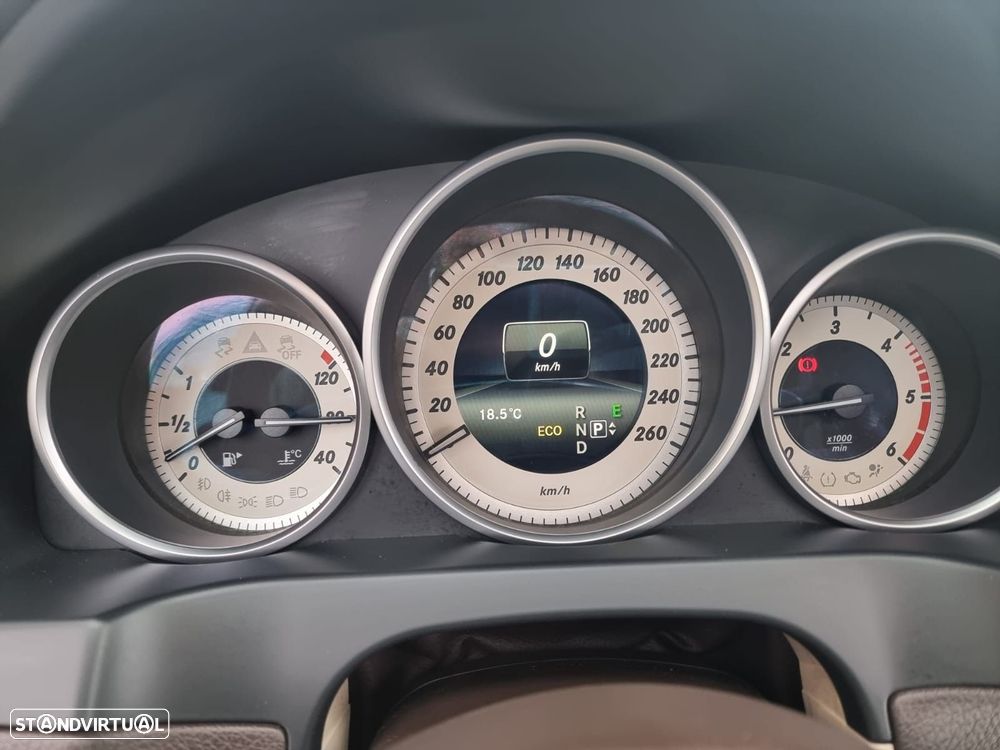 Mercedes-Benz E 250 - 19